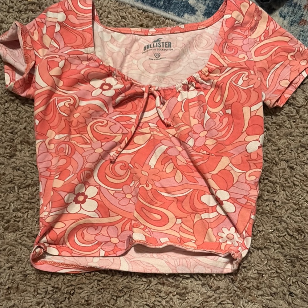 Hollister Pink and Orange Short Sleeve Tee